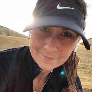 Meet your Posher, Becky